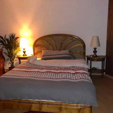 Апартаменты Entier: Appartement. Chez Gilbert
