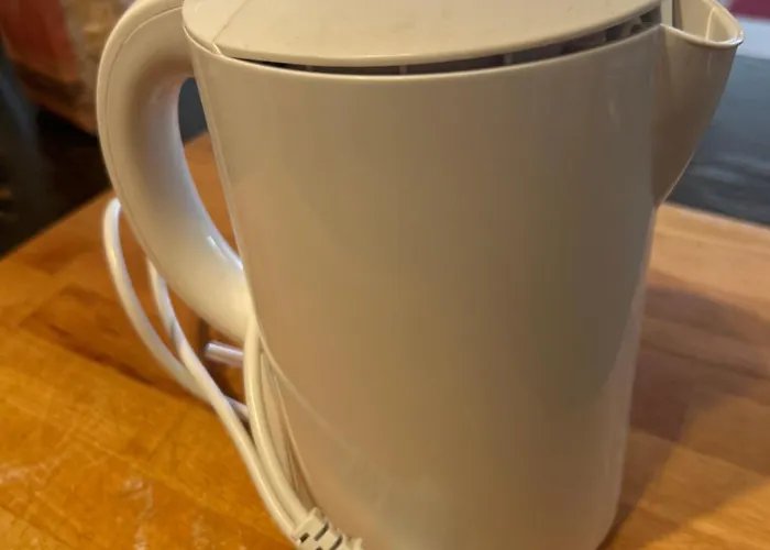 Logement Entier: Appartement. Chez Gilbert * 克莱恩 蒙塔纳