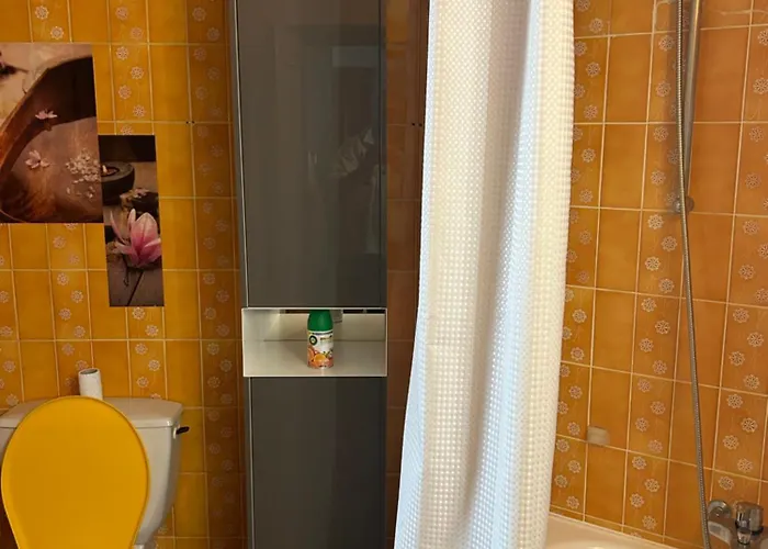 Logement Entier: Appartement. Chez Gilbert 公寓 *